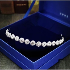 Tiara Zircônia Porta Coque Maleável Noiva Casamento Festa de 15 Anos com Strass
