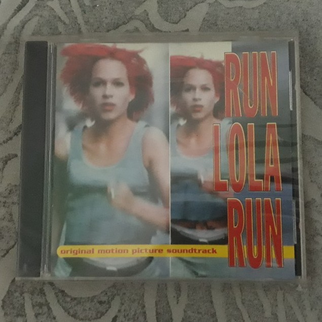 CD TRILHA SONORA RUN LOLA RUN - EM ÓTIMO ESTADO