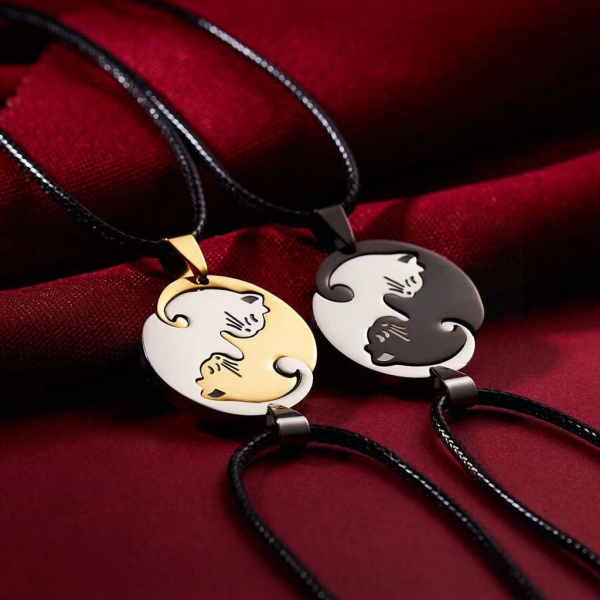 coLar de caSaL de gato / amor com corda de Couro | Love Cat Stitching NeckLace CoupLe NeckLace With Leather Rope em Oferta na Shopee