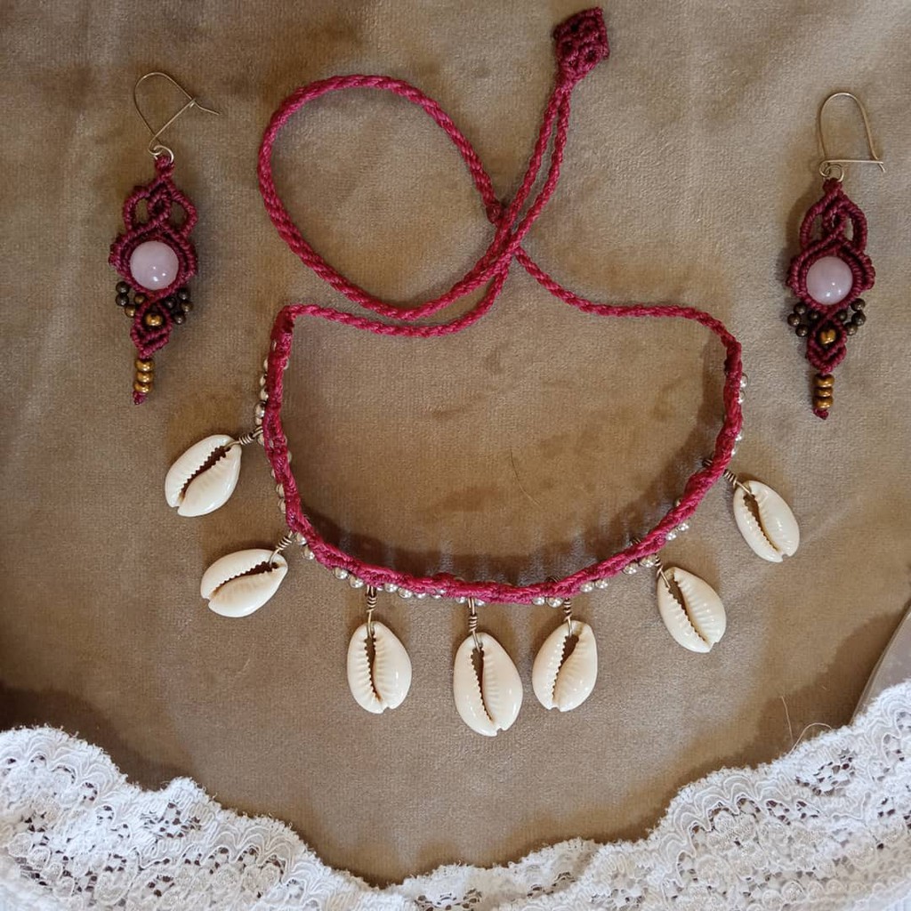 Colar de Búzios Macrame