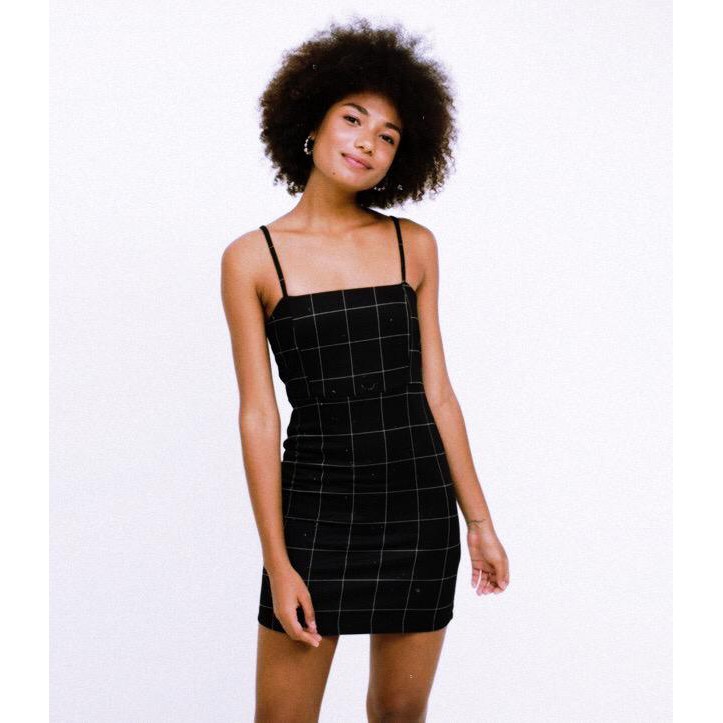 vestido alcinha preto justo