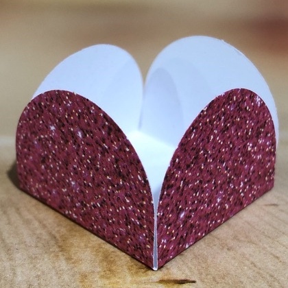 50  forminha 4 Pétalas para doces COR IMITAÇÃO GLITTER ROSA PINK 10.84 em Oferta na Shopee