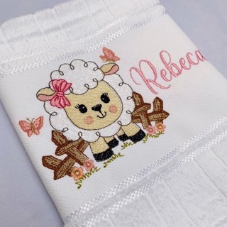 Toalha Bordada Personalizada Ovelha Cenario Fazenda com Nome em Oferta na Shopee