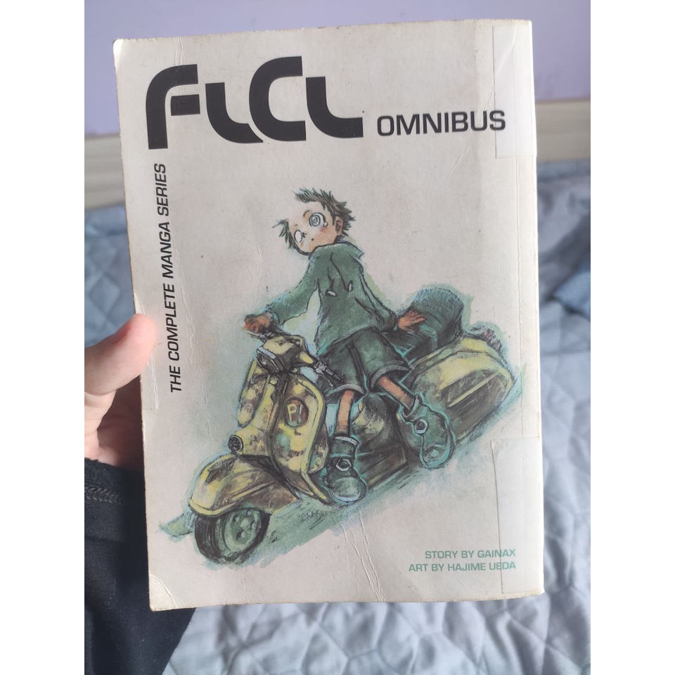 Mangá FLCL (FuriKuri) em INGLÊS edição omnibus