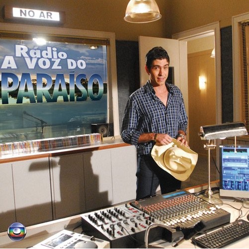 RÁDIO A VOZ DO PARAÍSO – RÁDIO A VOZ DO PARAÍSO CD laacrado