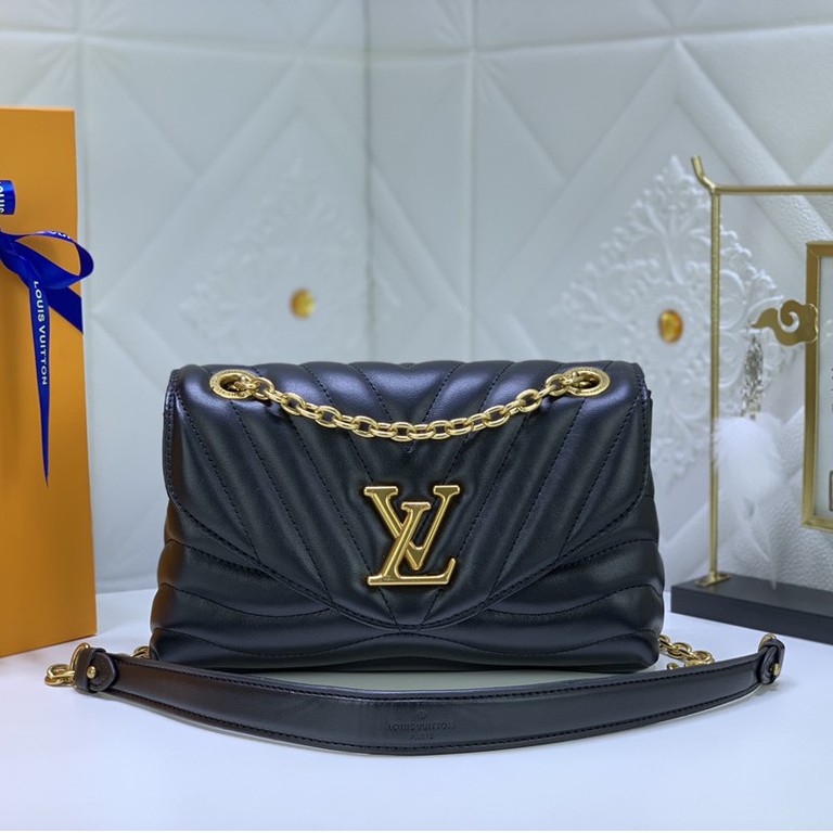 Flavor the latter Define Bolsa de ombro com corrente da Louis Vuitton / Louis Vuitton NEW WAVE preta  | Shopee Brasil