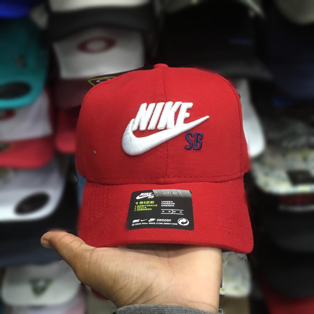 bone nike sb vermelho