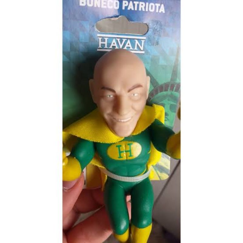 Boneco Patriota Havan Luciano Hang Agarradinho lembra Action figure