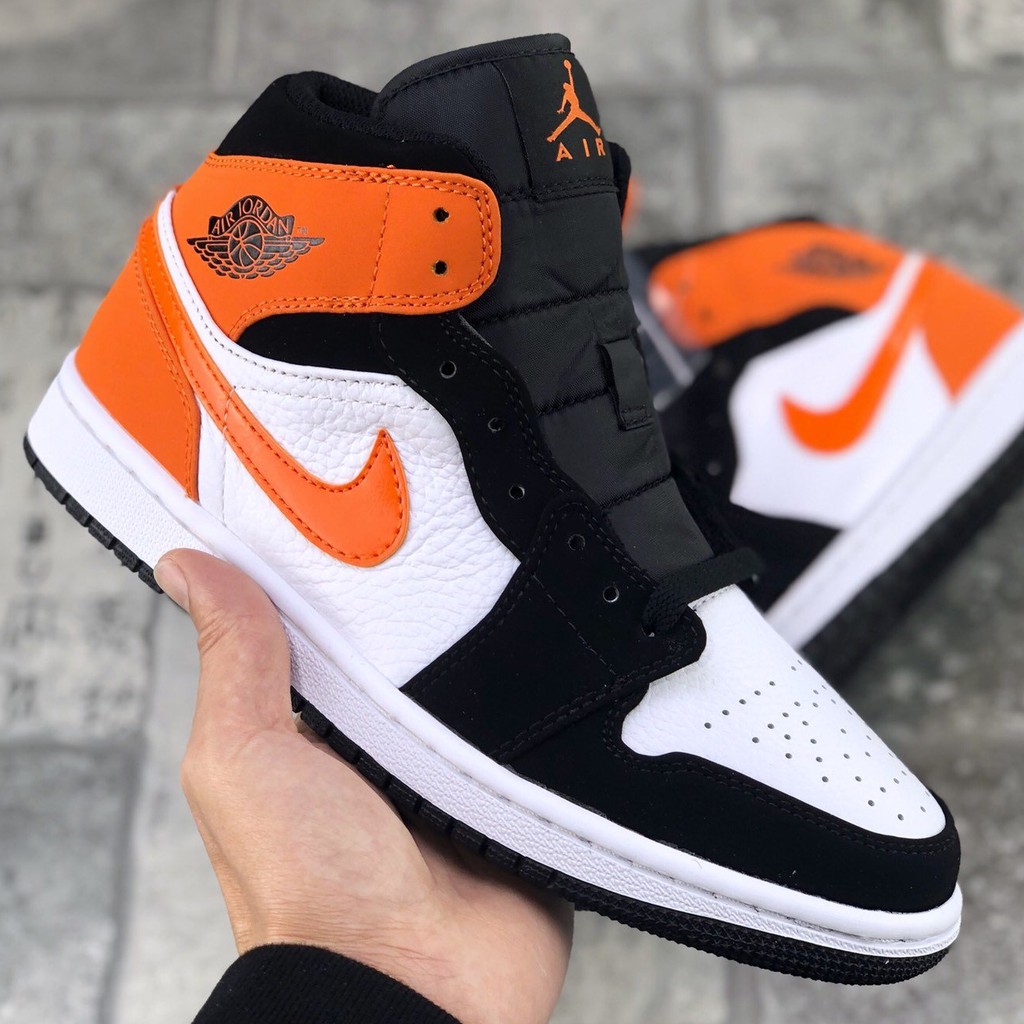 nike original air jordans