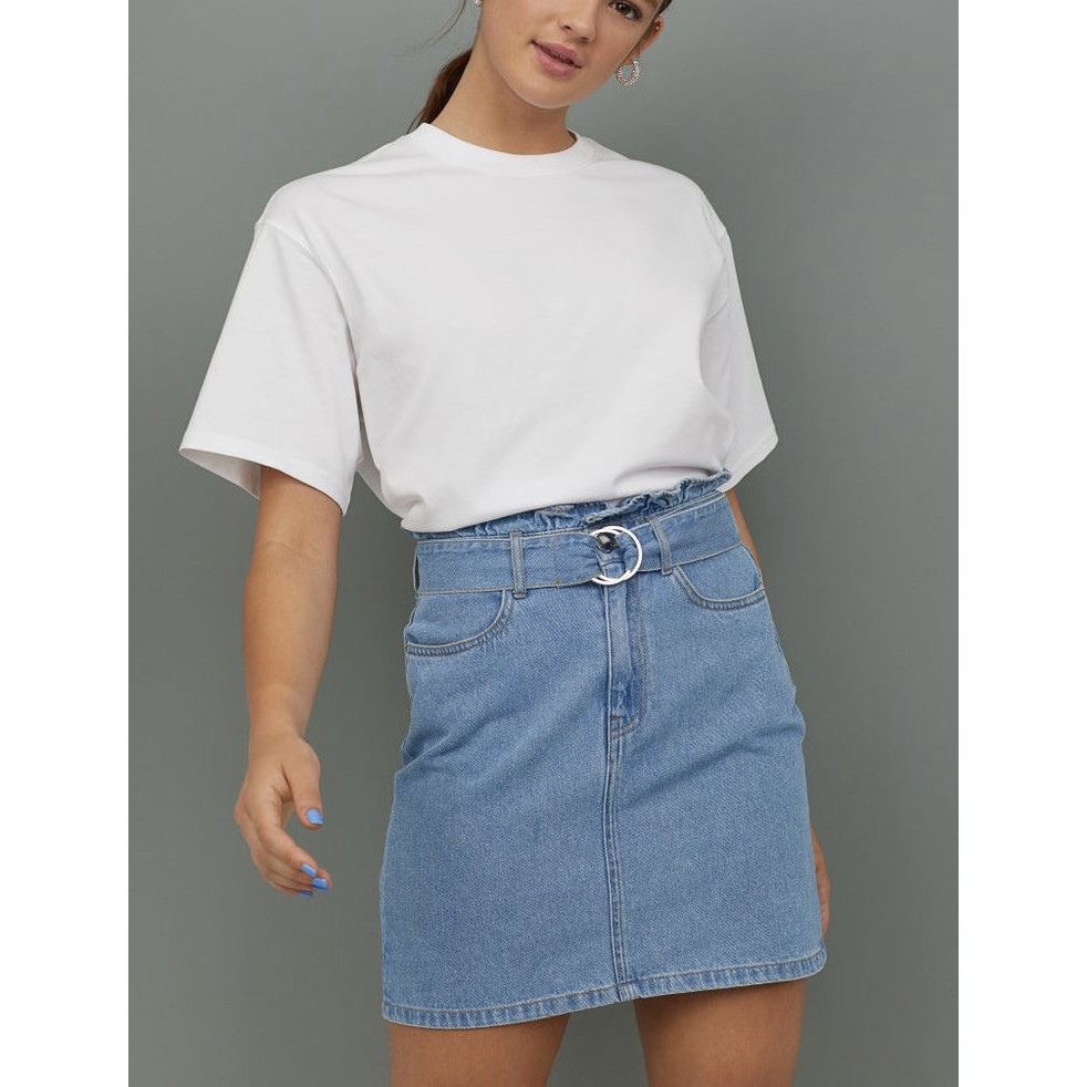 camisetas femininas básicas e lisas de manga curta moda estilosas blogueiras blusinhas leves sem estampa  blusas looks elegantes e confortáveis para o dia a dia