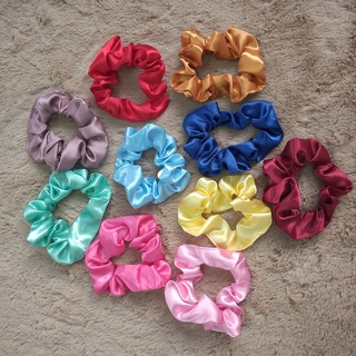 kit12un. Scrunchies - Xuxinhas rabicó Laço de Cabelo em Cetim anti frizz.