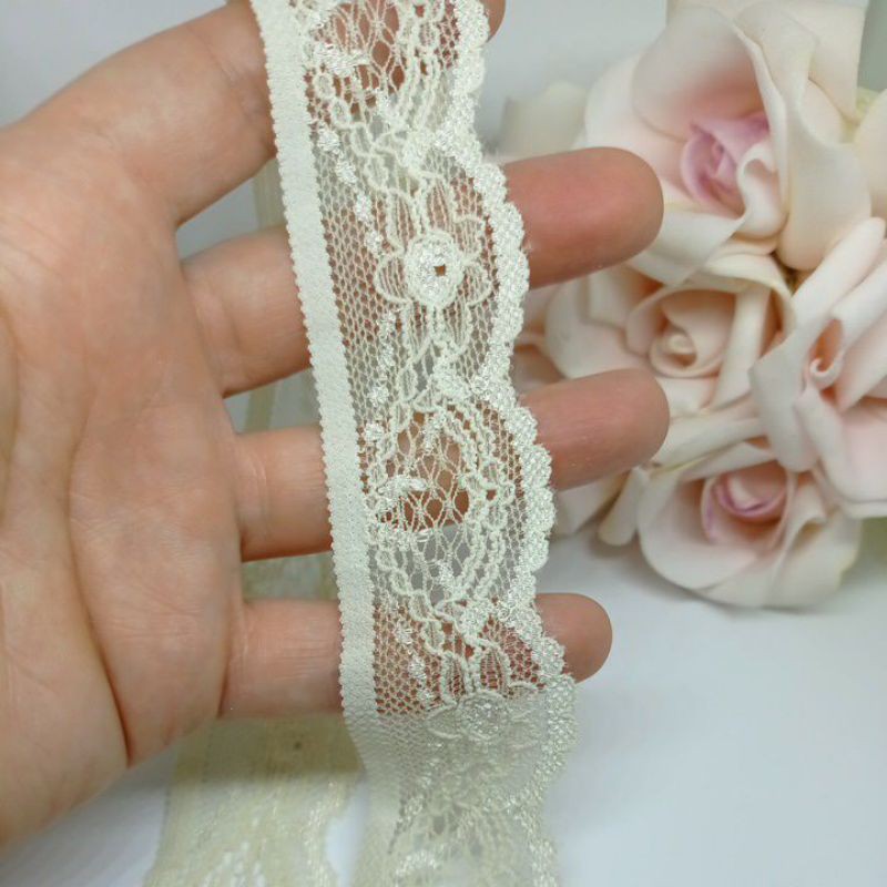 5 metros de renda com elastano flor detalhes acetinado cód 7858 cx11 para decoração lembrancinha artesanato em geral