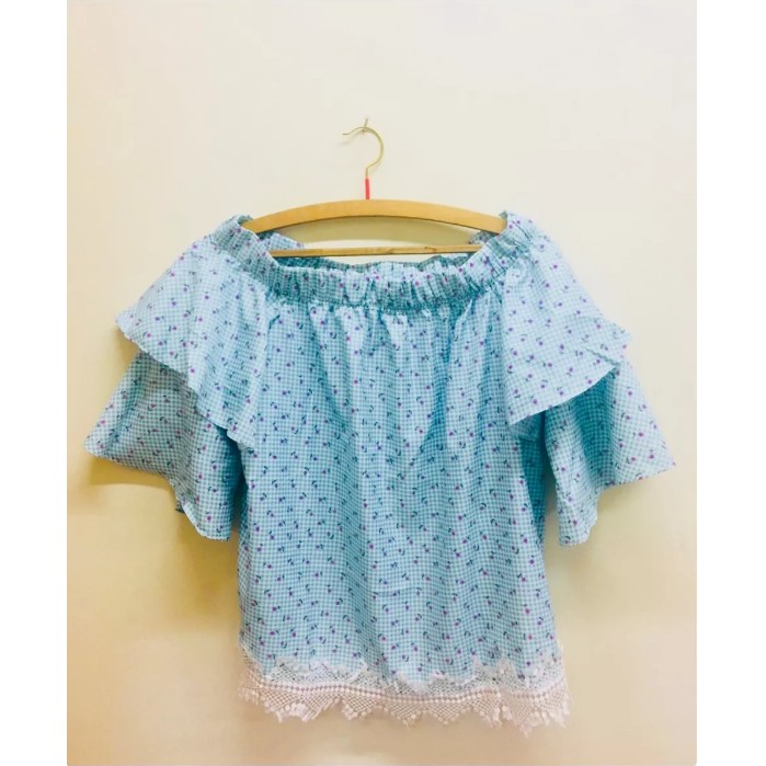 blusa cereja cerejinha manga babado renda ciganinha ombro tamanho m