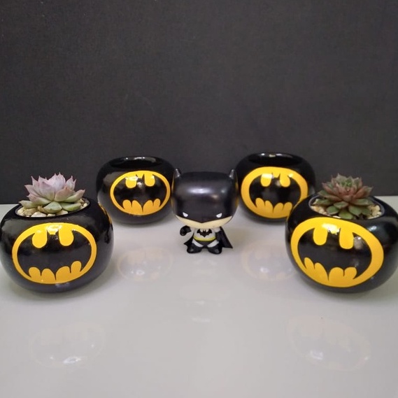 Vaso decorativo Batman - vasinho de suculenta - vaso de suculenta e cactos  - artesanato - decoração - Geek | Shopee Brasil
