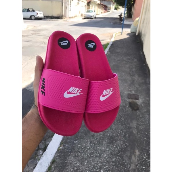 nike hot pink slides