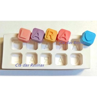 Molde Forma de Silicone c/ 10 cubos - Alfabeto Letras - 10 letras a sua escolha