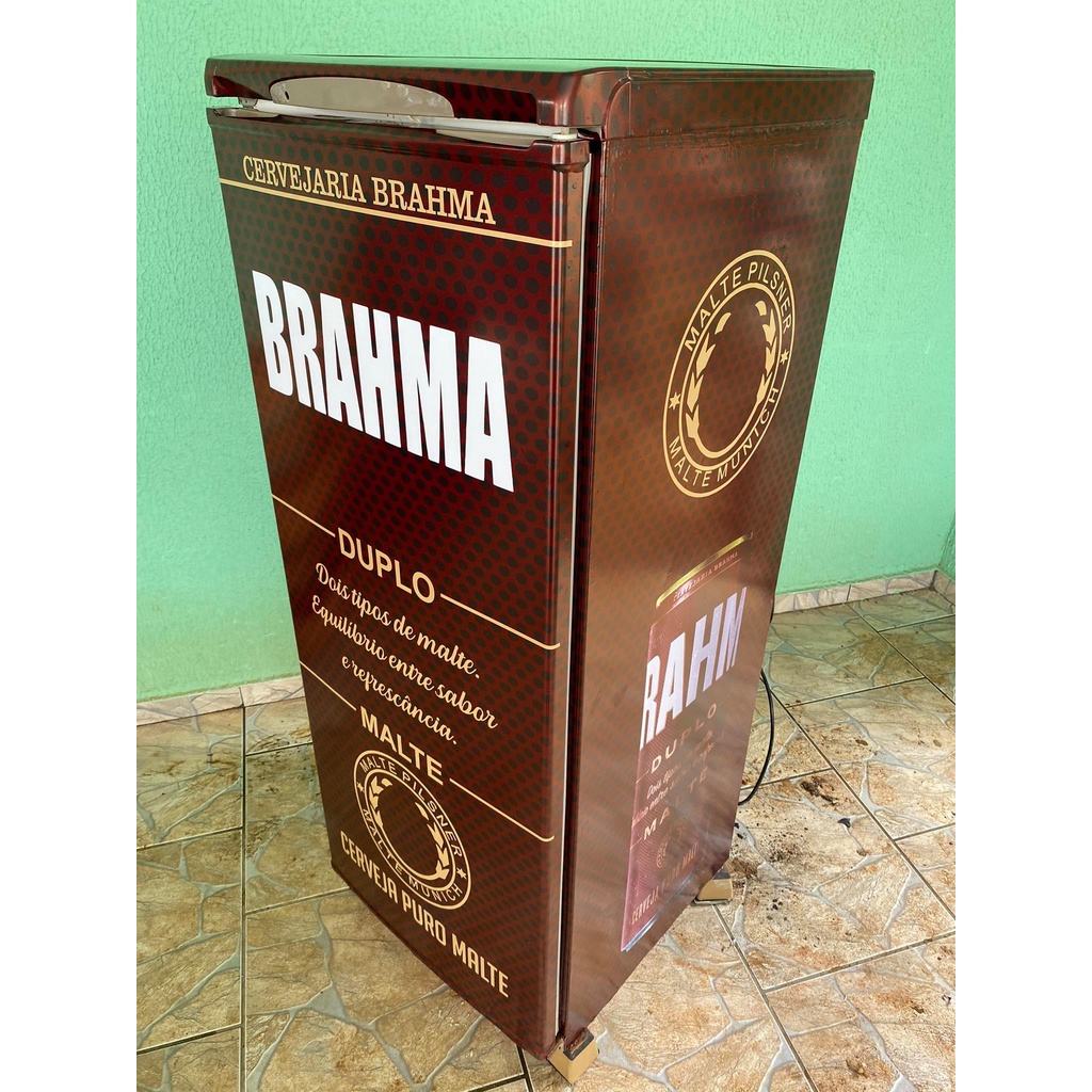 Adesivo para geladeira Bhrama duplo malte.Plotagem e envelopamento.