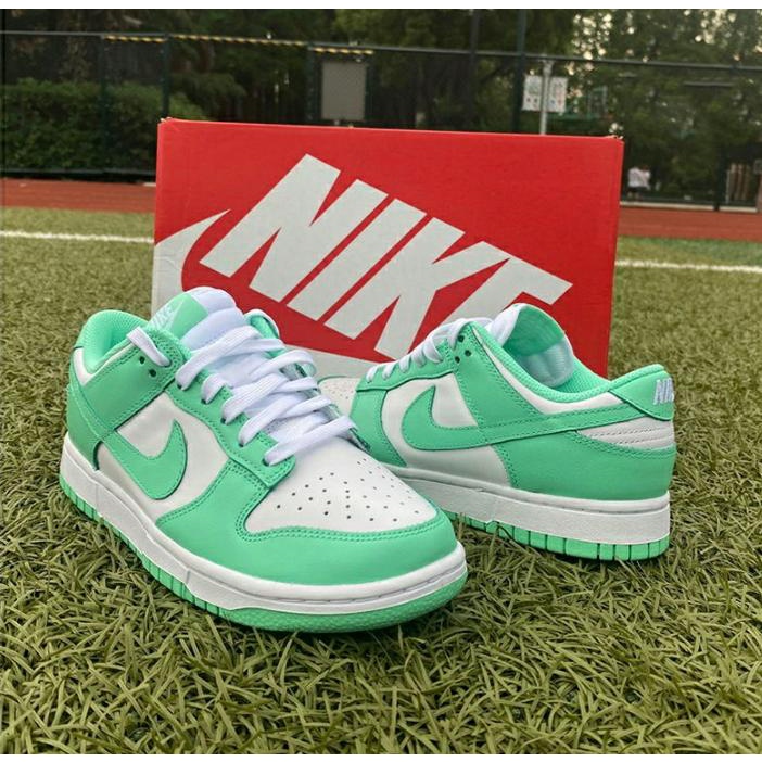 green nike sb low