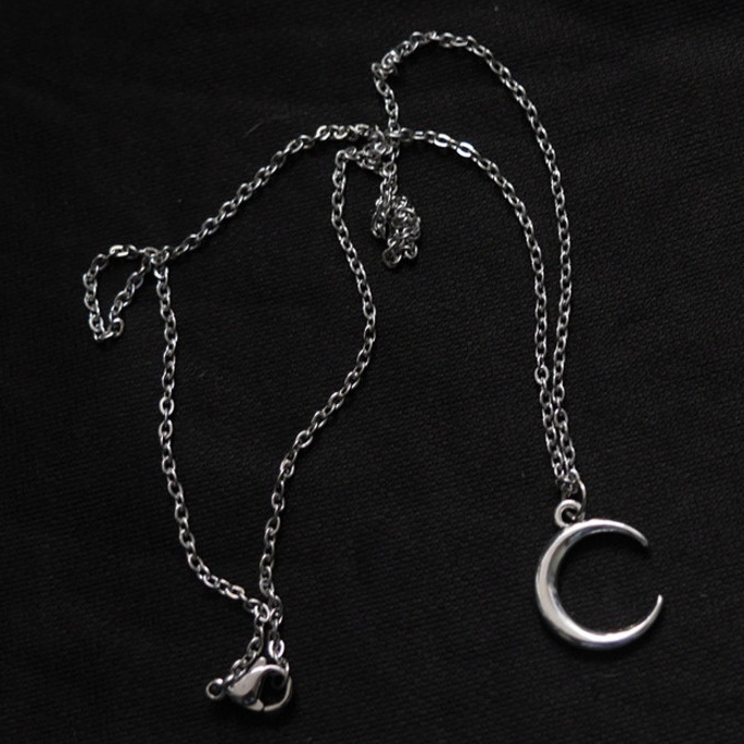 Colar De Lua fashion Simples Com Pingente Retrô em Oferta na Shopee