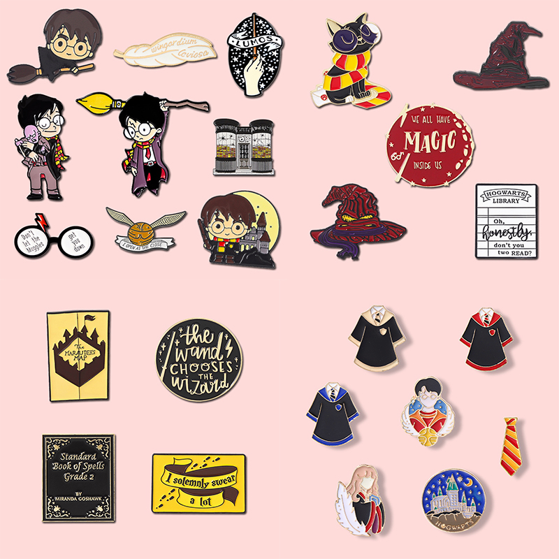 Anime Wizard Academy Esmalte Pin Chapéu Mágico Castelo Broche Lapela Emblemas Mochila Acessórios Presente Para Amigos em Oferta na Shopee