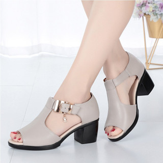 Sandália Peep Toe Feminina De Salto Grosso Com