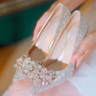 2023 Novo Estilo Sapatos de Cristal para Senhoras Sapatos de Cristal para Mulheres Salto Alto de Champanhe