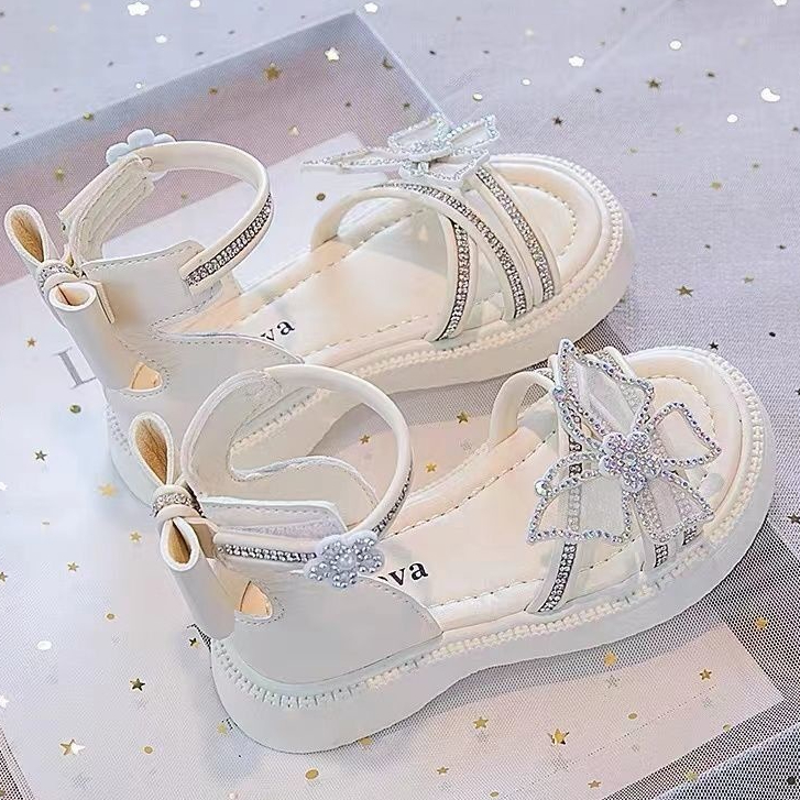 Sandálias Com Alças De Pérola , Solas Macias , Confortáveis Para Meninas em Oferta na Shopee