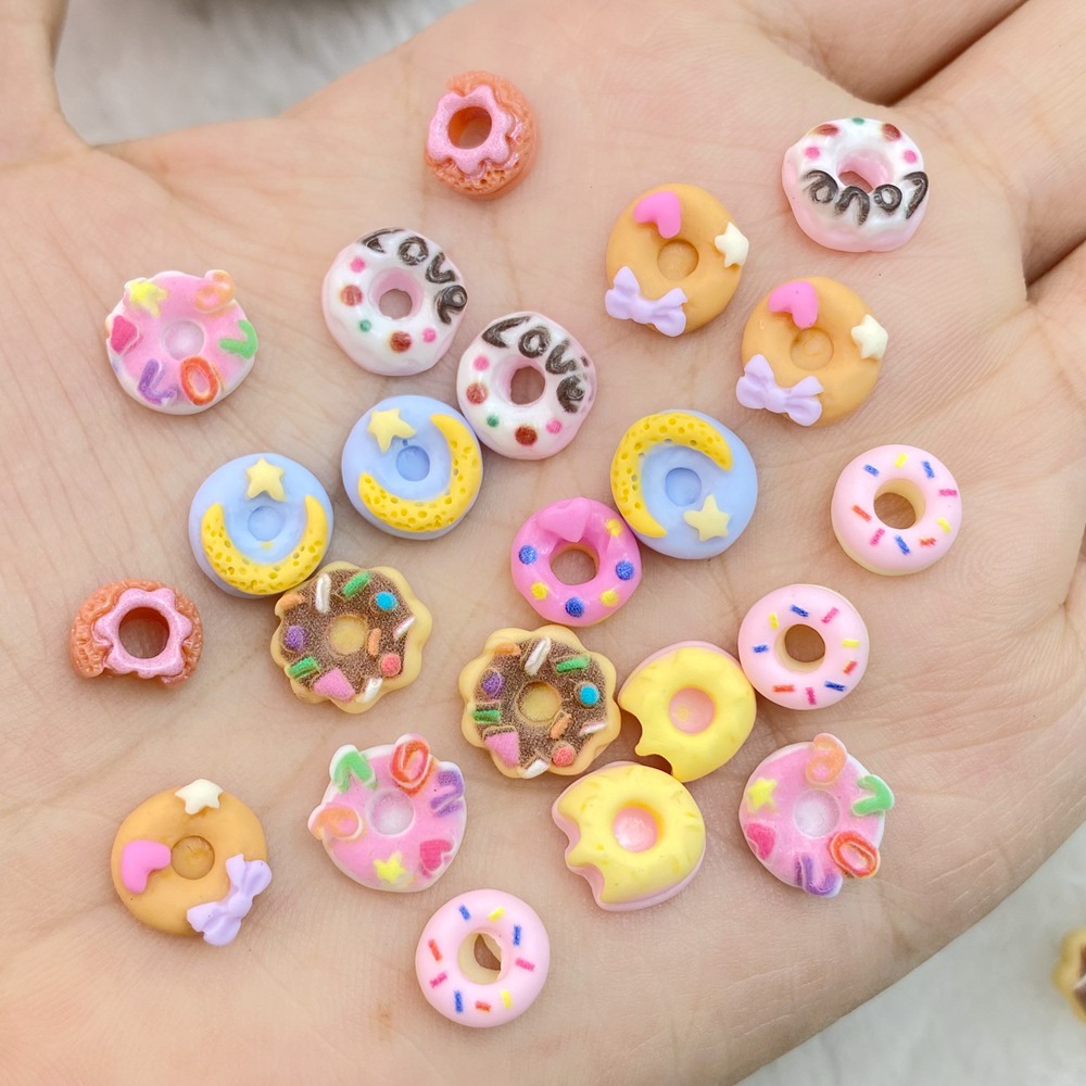 Donuts 3D Bonitos Mais Vendidos, Tamanhos Pequenos, Cores Múltiplas, Adequados para Decoração de Manicure de Bricolagem, 20 Peças
