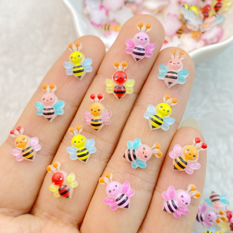 Conjunto de 30 Peças Resina Luminosa Kawaii Bee Manicure Art Rhinestone Manicure Gemas de Manicure Adequadas para Casamento de Bricolage, Acessórios de Manicure Artística de Abelha Acessórios de Manicure Artesanato de Unhas