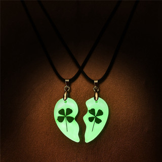 Colar Luminoso De Trevo Para Mulheres Homens De Pingente Brilhante Casal De Amantes Amizade Brilha No Escuro Jóia Presente Do Dia Dos Namorados