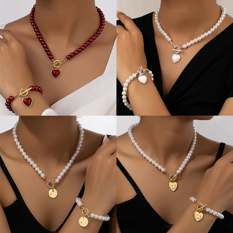 Raya 2 Pcs/Set Fashion Retro Pearl Necklace Pulseira De Pérola Encanto Do Coração Pulseiras Gargantilha Curta Para Mulheres Jóias Vintage Presentes 18k Banhados A Ouro