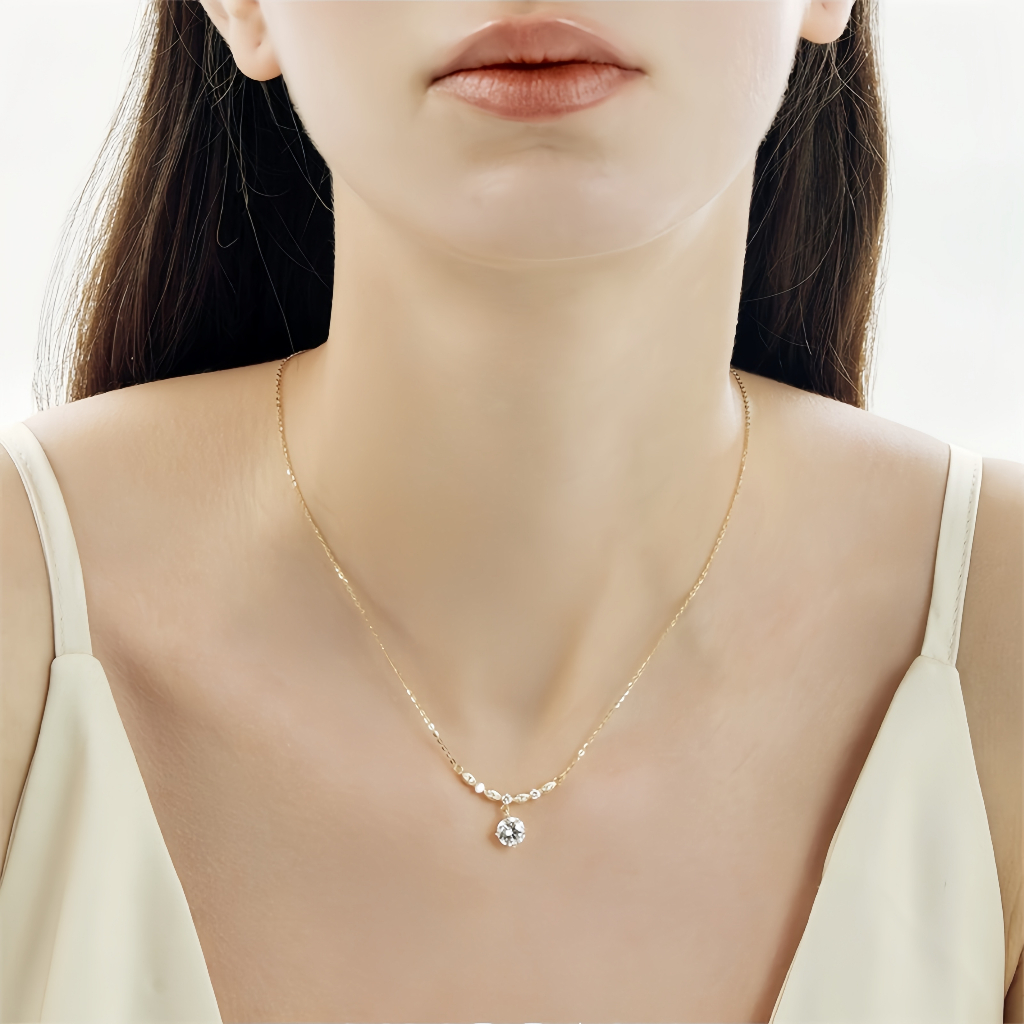 Colar de Aço Diamante Titânio Eletrodeposição k Ouro Espumante Doce Elegante Jóias de Classe Tudo em Combinação — imagem 2 de 2