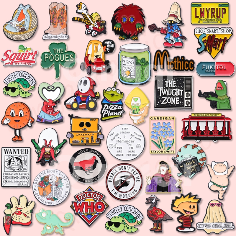 50 Estilos Desenho Animado Anime Broche Esmalte Mochila Crachás Acessórios De Roupas Coleção De Cartoons Jóias Presente em Oferta na Shopee