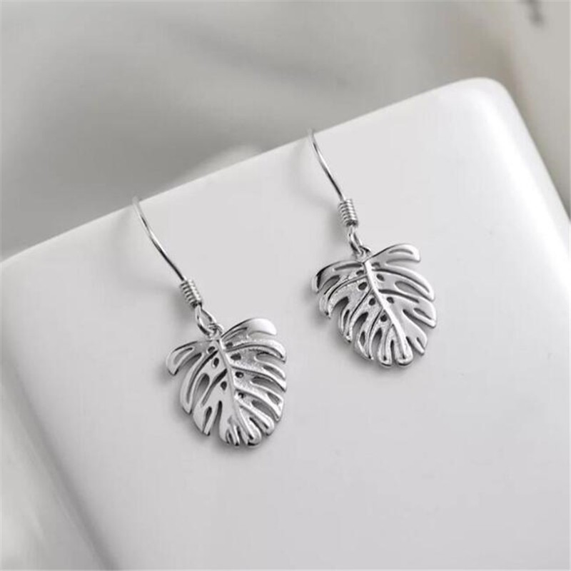 Novo Estilo 925 Brincos de Prata Sterling Brincos de Prata Moda Simples Folha Temperamento Doce Folha Brincos de Gancho Brincos Criativos Brincos Exclusivos Brincos de Prata Jóias Presentes CE146