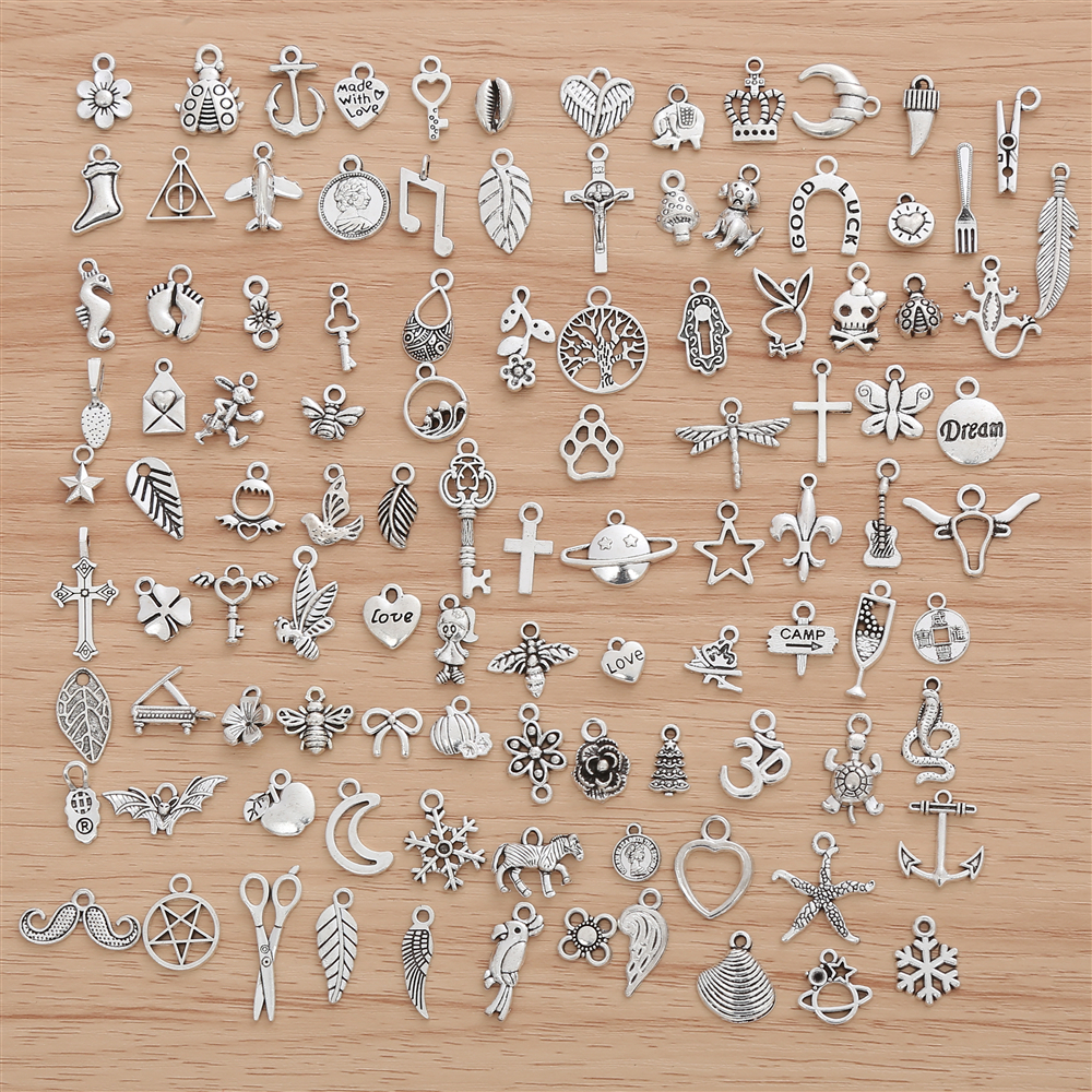 50pcs Mix Requintado Pequenos Encantos Para Colar De Pingente De Mulheres DIY Fazer Jóias Pulseira Brinco Acessórios em Oferta na Shopee
