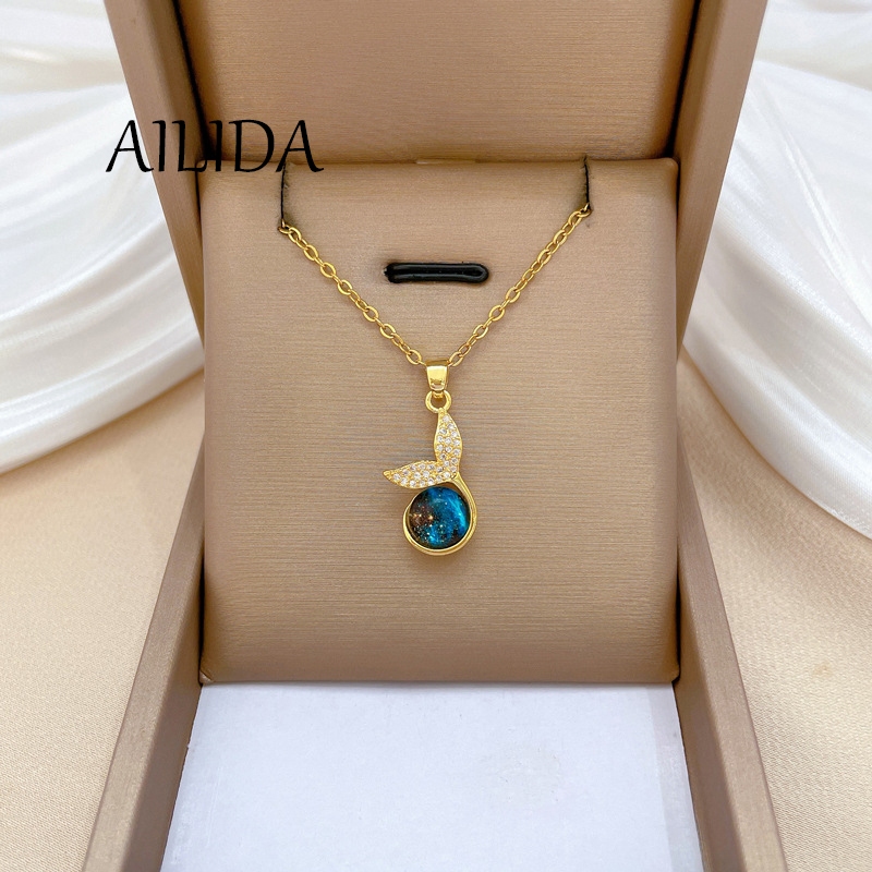 Colar de Aço Titânio Colar de Aço Sereia Cauda de Sereia Starry Sky Light Luxo Lindo e Lindo Colar de Diamante Completo
