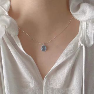 Colar de Pedra da Lua Aquamarine Colar de Pedra da Lua Fêmea Desenho de Nicho de Partida Sentir Luz Luxo Oval Pingente Cobra Corrente de Ossos Fema em Oferta na Shopee