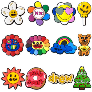 Jibbit Shoe Charms Decoração De Desenho Animado Acessórios De PVC Com Botão em Oferta na Shopee