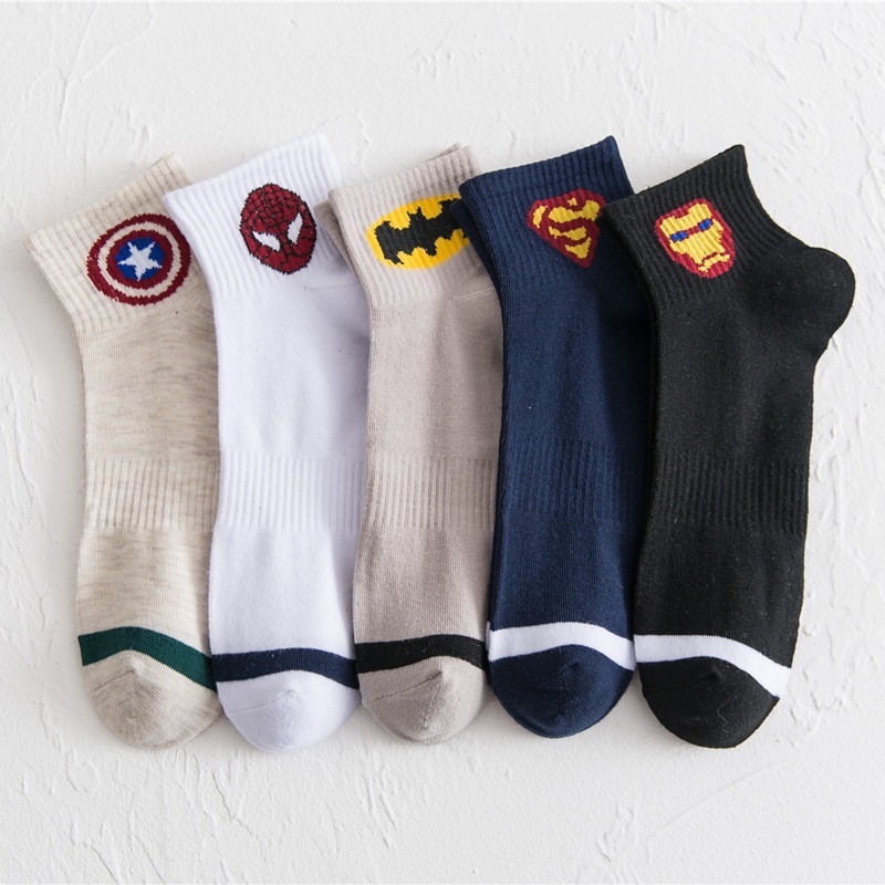 Meias Esportivas De Tendência Casual Do Herói Dos Desenhos Animados em Oferta na Shopee