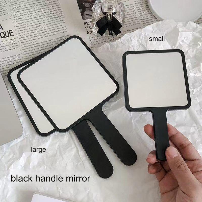 Espelho De Maquiagem Manual Portátil Mini Com Alça Beleza Acessórios Vidro Pequeno Preto Branco Rosa Espelho de Maquiagem Mão Espelho Vanity Mini Espelho com Cabo Beleza Maquiagem Acessórios Portáteis Espelho de Vidro Vanity Pequeno Preto Branco Rosa