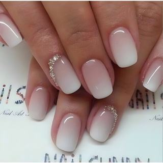 unhas postiças decoradas realistas média pequenas pregos falsos naturais Com Cola Diamante em Oferta na Shopee