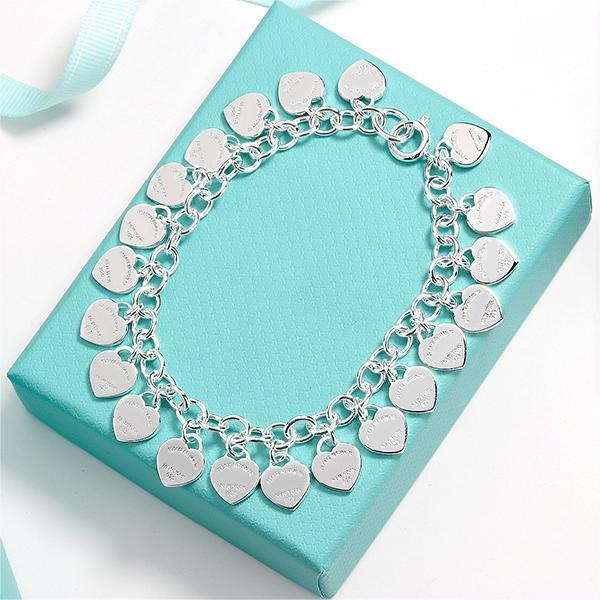 Pulseira Com Pingente De Amor Em Prata 925
