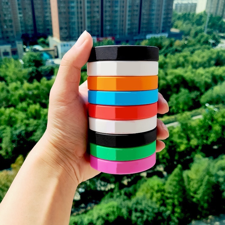 Pulseira esportiva de Silicone pulseira de basquete em Oferta na Shopee