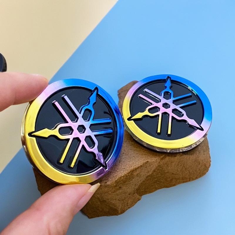 Emblema De Adesivo De Motocicleta Yamaha De Alta Qualidade Resinado Tanque Logo Dourado