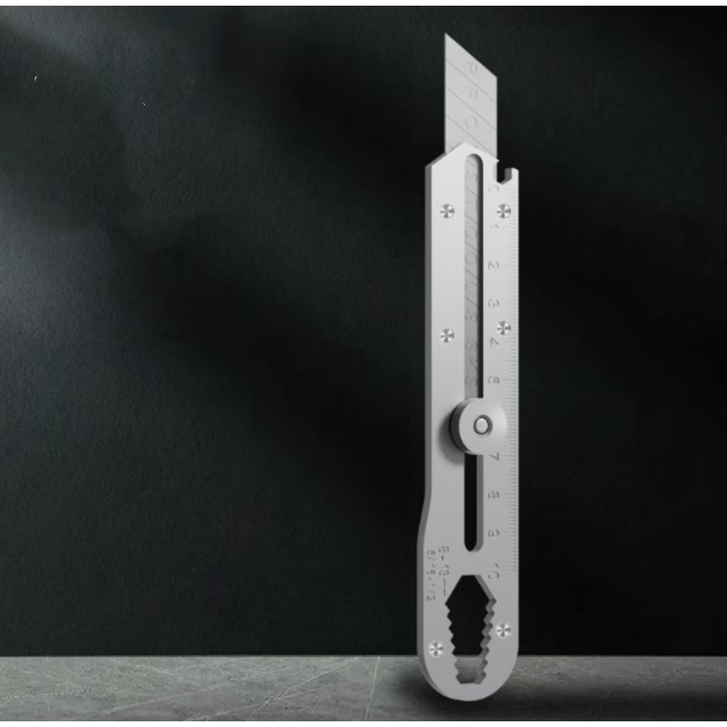 Estilete Profissional Com Trava Giratória 18mm + 10 Lâminas em Oferta na Shopee