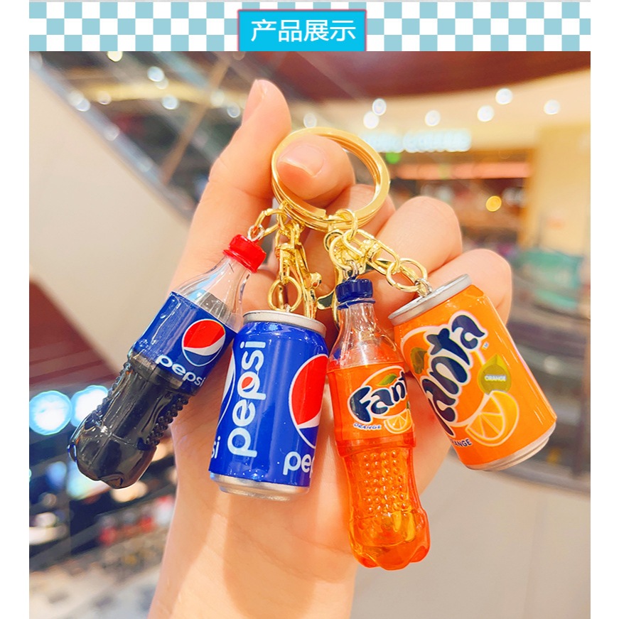 Simulação de desenho animado Coca-Cola Sprite garrafa de bebida acrílico chaveiro casal bolsa pingente carro chaveiro — imagem 2 de 2