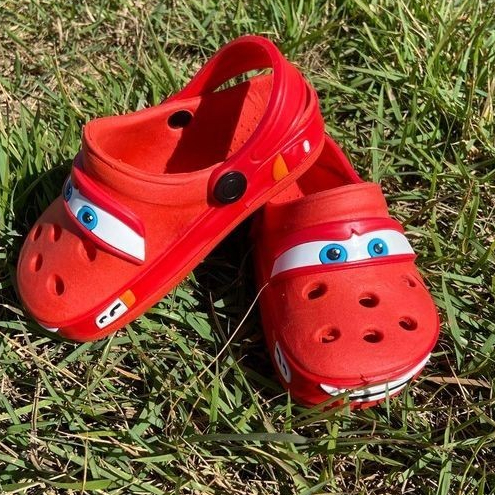 Carro MCQUEEN Adulto CLOG Cartoon Crianças Sapatos Sandálias De Praia Ao Ar Livre Homens Mulheres