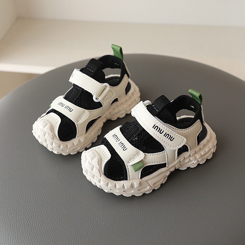 Sandálias infantis Meninos meninas sapatos infantis Sapatos casuais para estudantes Leve e macio em Oferta na Shopee