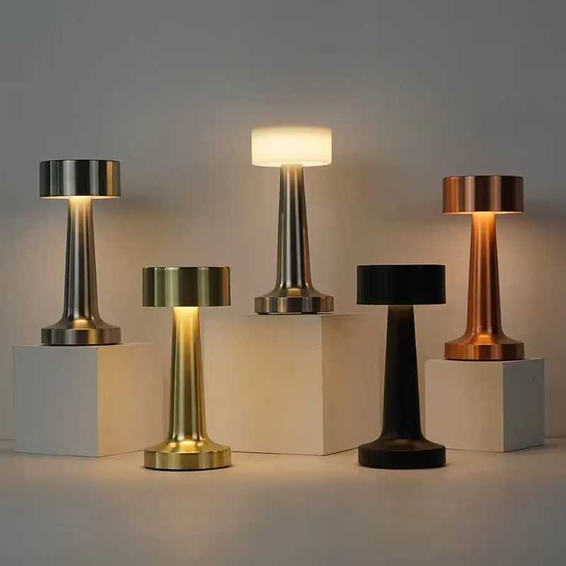 Iluminária de mesa metal dourado Candeeiro Abajur Touch Recarregável Sem Fio Led
