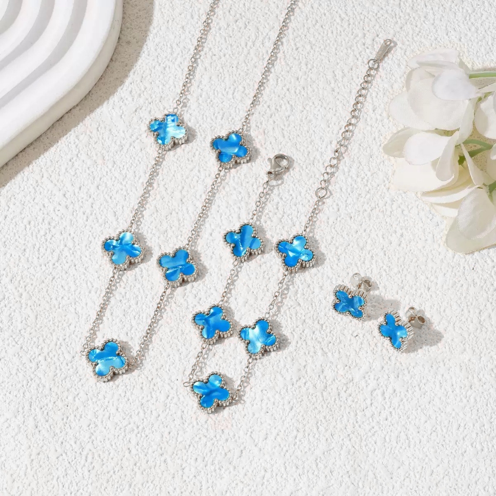 Trevo de quatro folhas prateado em aço inoxidável (13 mm) Terno de três peças unissex em Oferta na Shopee